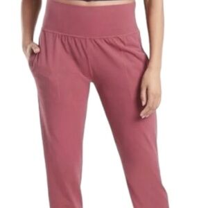 Women’s XS Athleta Salutation Joggers Powervita Fabric Yoga Pants